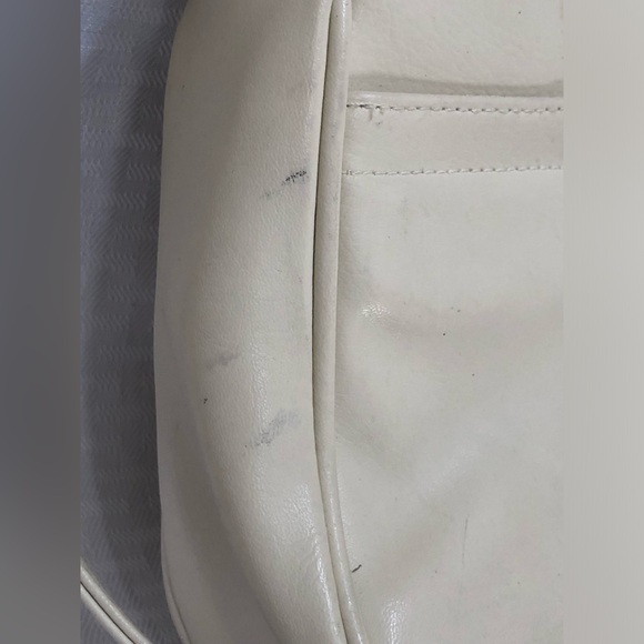 Rosetti Ivory Crossbody Purse 56” Removable Strap also has Handles - Picture 9 of 11